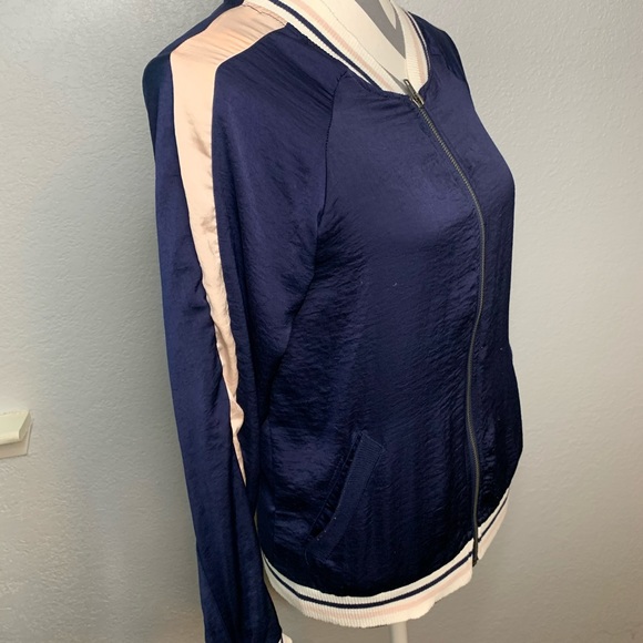 Satin bomber jacket - Picture 2 of 3